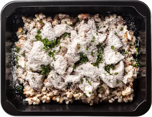 Krupoto s kuracím mäsom, špaldou a parmezánom
